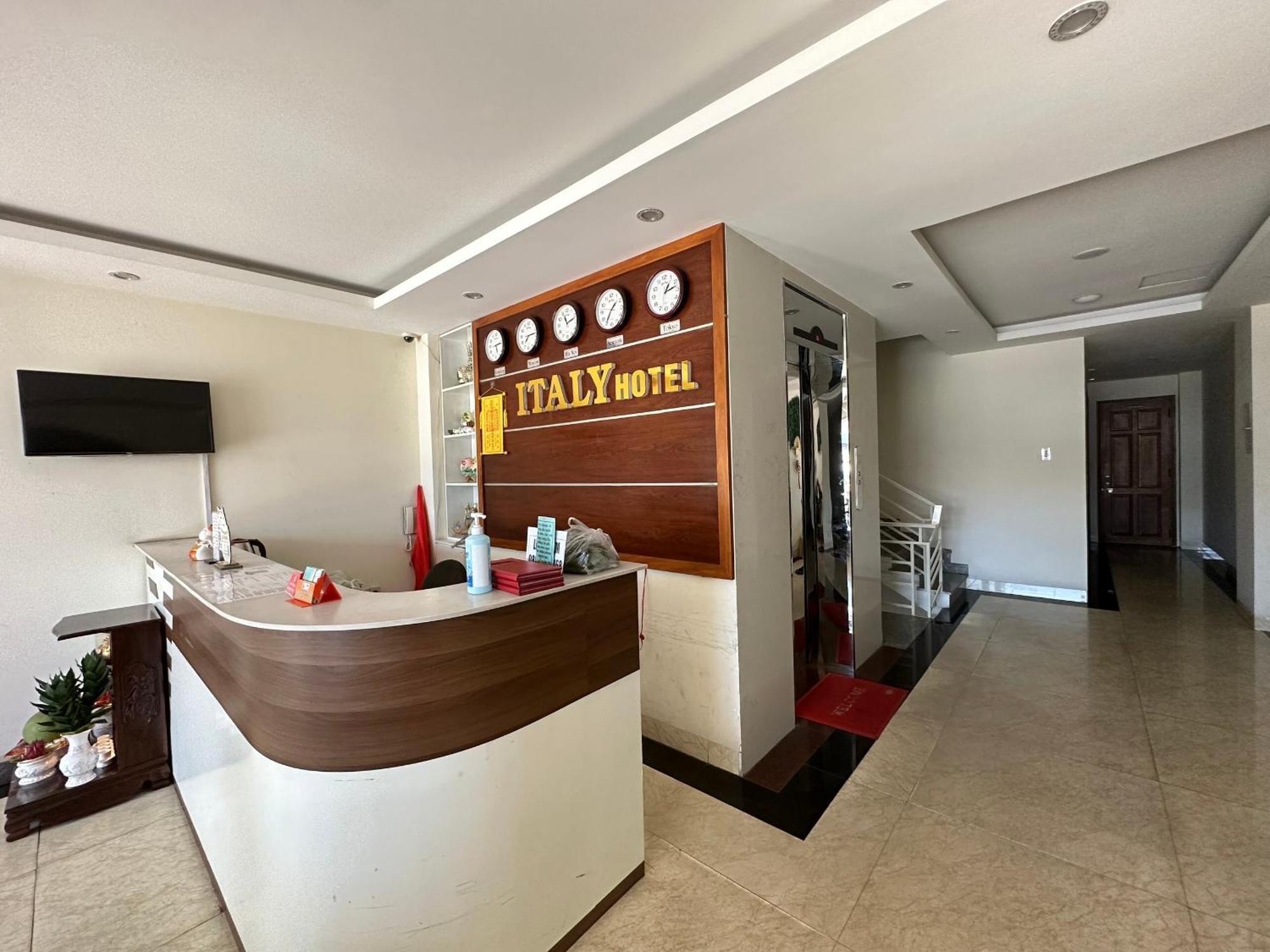 Italy Hotel ニャチャン エクステリア 写真