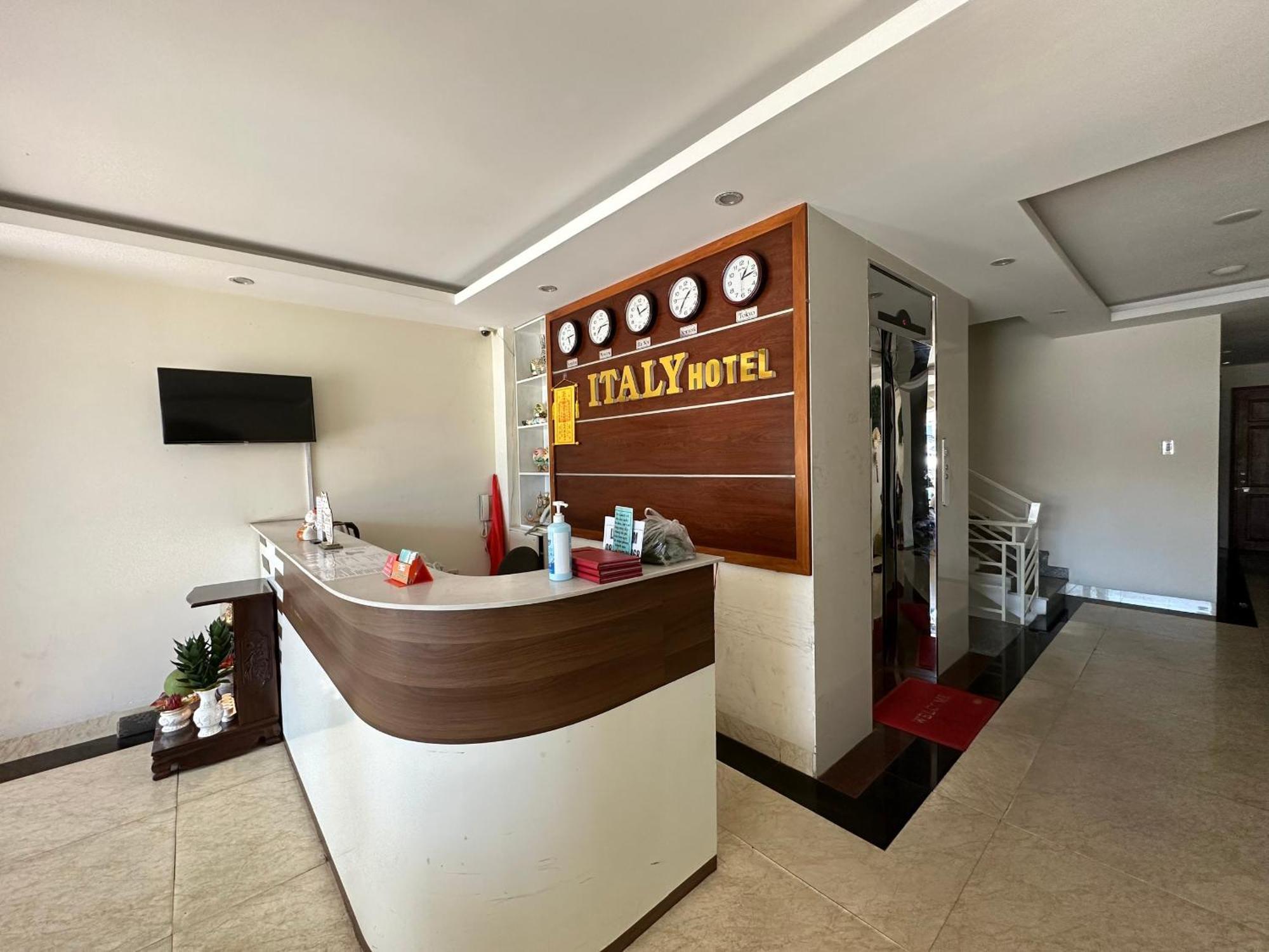 Italy Hotel ニャチャン エクステリア 写真
